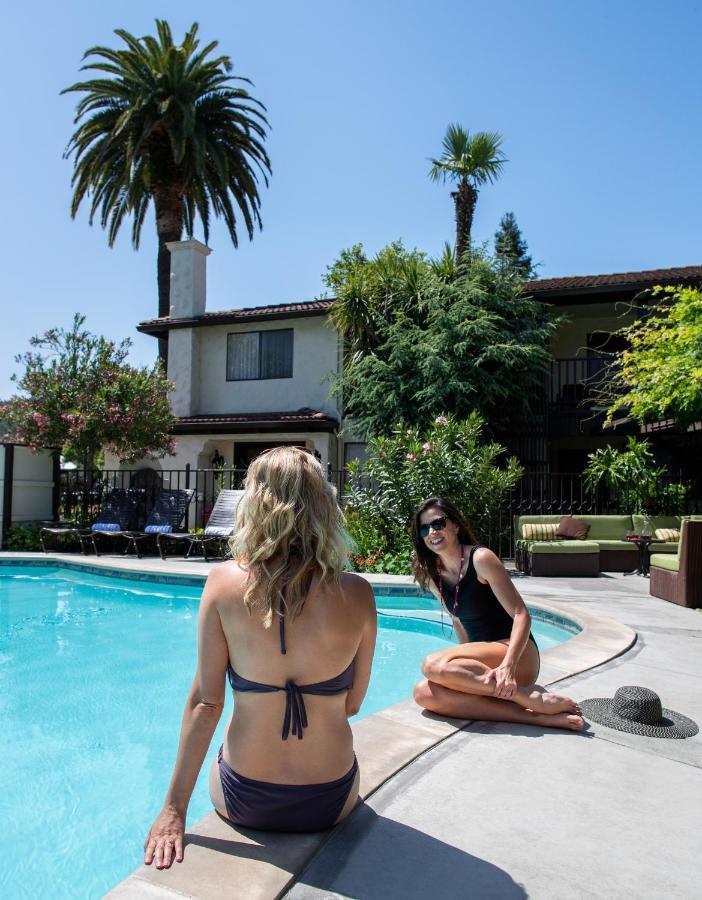 Roman Spa Resort Calistoga Buitenkant foto