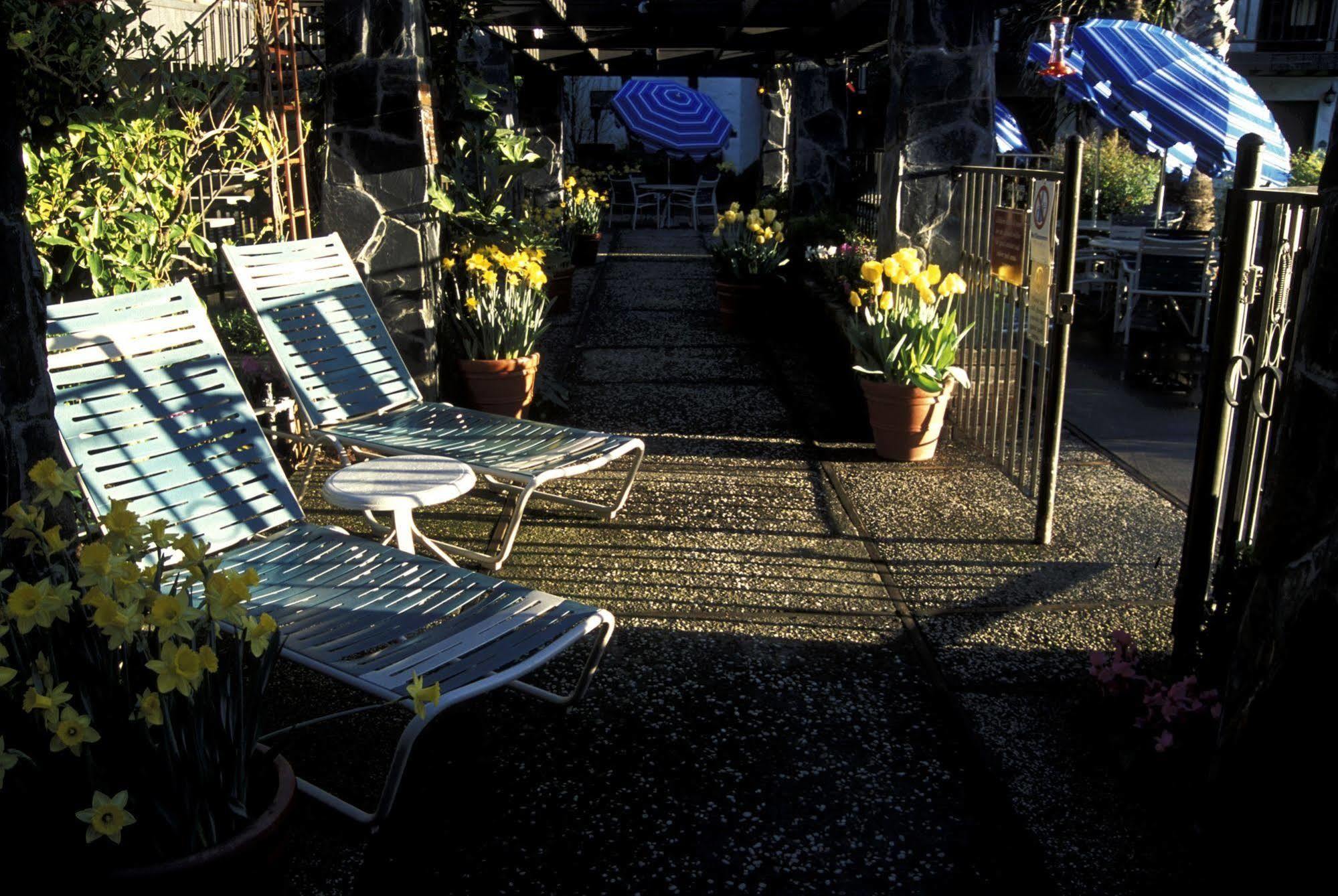 Roman Spa Resort Calistoga Buitenkant foto