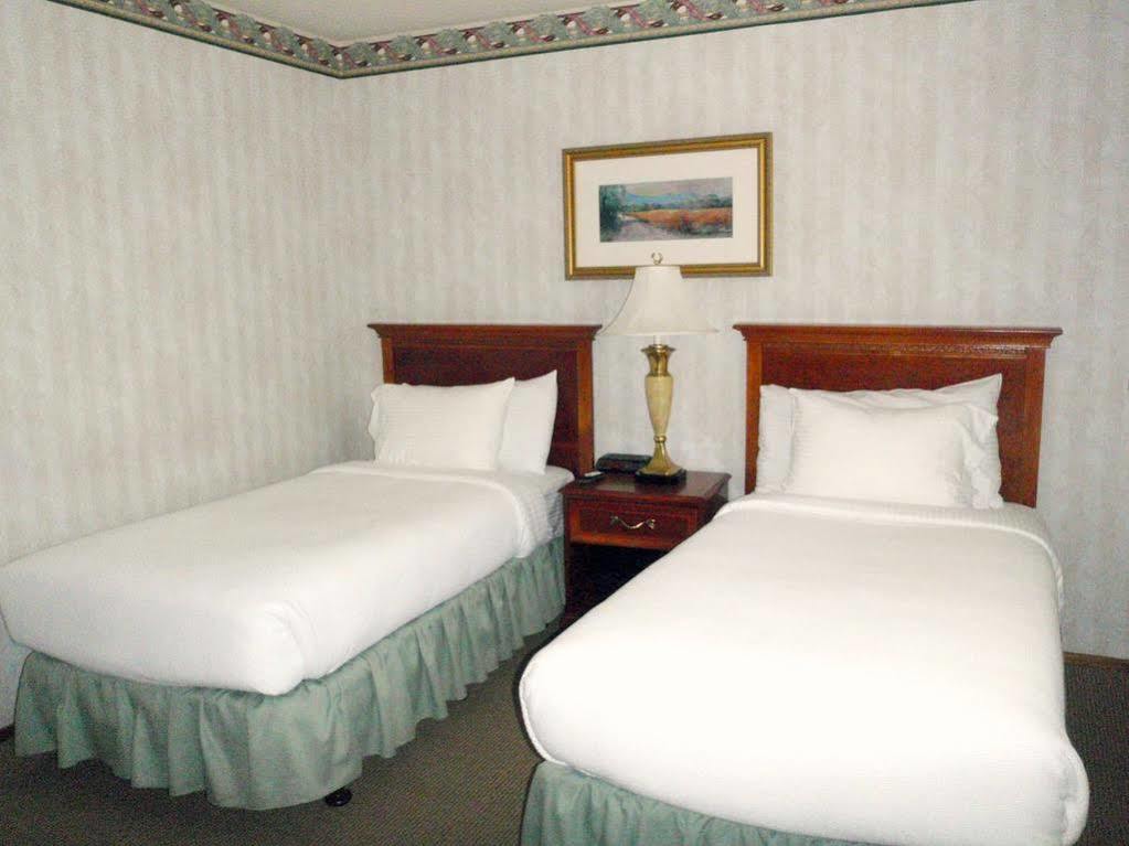 Roman Spa Resort Calistoga Buitenkant foto